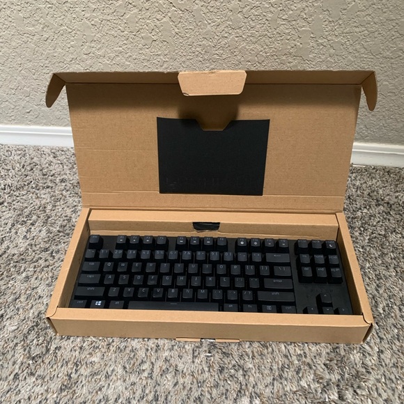 Razer Huntsman TE Keyboard - Picture 5 of 6